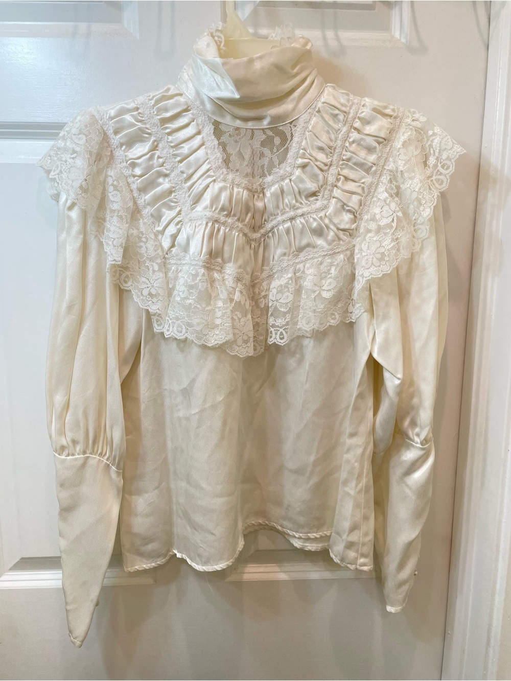 Vintage Gunne Sax Jessica McClintock Ivory Satin Lace Victorian Blouse USA - Picture 5 of 9